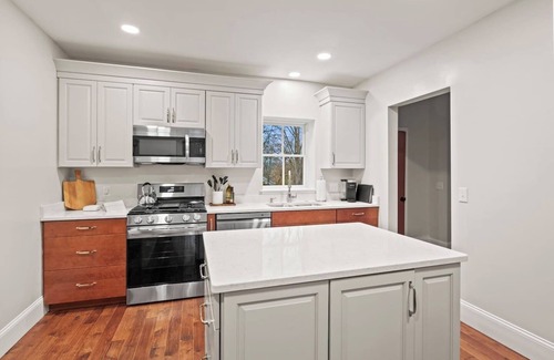 Palmyra Apartment | 16 Guests | King Beds | En Suite Bathrooms