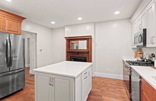 Palmyra Apartment | 16 Guests | King Beds | En Suite Bathrooms