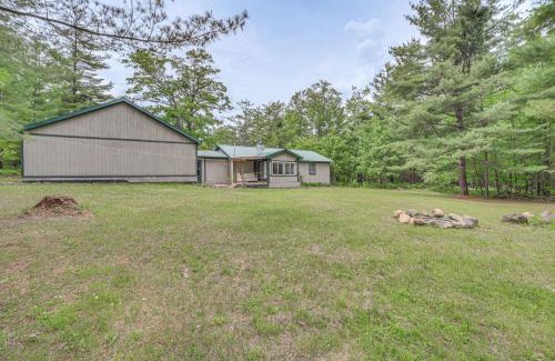 Atlanta House | 16 Mi to Clear Lake State Park Secluded Cabin