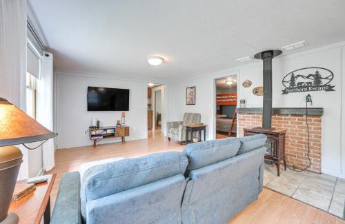 Atlanta House | 16 Mi to Clear Lake State Park Secluded Cabin