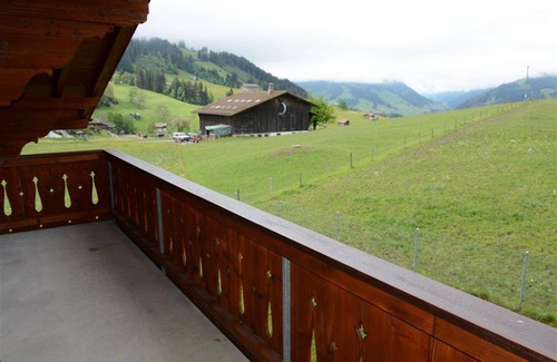 Schoenried Apartment | 160 m² Apartment ∙ 6 bedrooms ∙ 12 guests