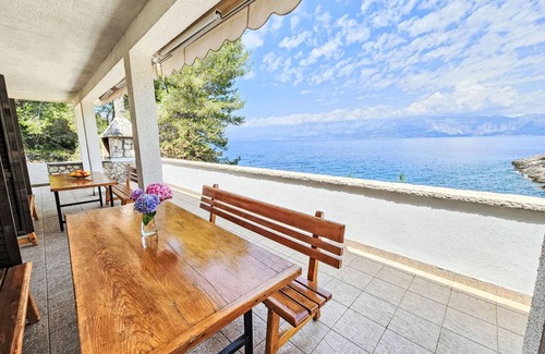 Bogomolje Apartment | 160 m² Apartment ∙ 4 bedrooms ∙ 11 guests