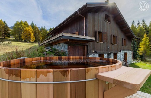 Landry House | 160 m² Gîte ∙ 5 bedrooms ∙ 12 guests
