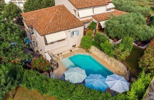 Antonci House | 160 m² House ∙ 4 bedrooms ∙ 8 guests