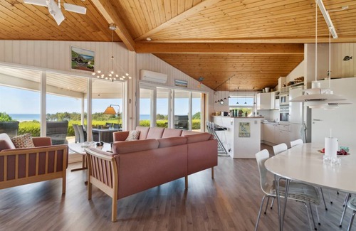 Bønnerup Strand House | 163 m² House ∙ 4 bedrooms ∙ 10 guests