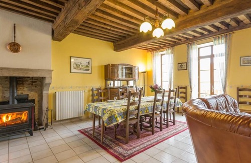 Montceau-et-Echarnant Cottage | 164 m² Cabin ∙ 4 bedrooms ∙ 9 guests