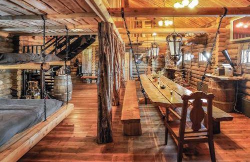 Hameenlinna House | 170 m² House ∙ 1 bedroom ∙ 17 guests