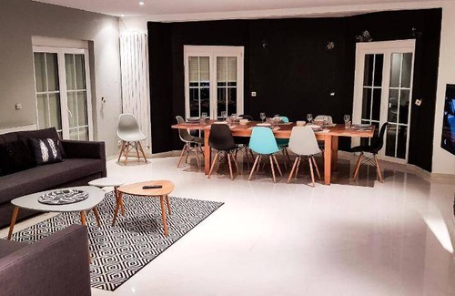 Ittenheim House | 170 m² House ∙ 5 bedrooms ∙ 15 guests