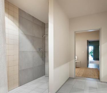 Weissensee Apartment | 170qm Exclusive Loft with Terrace - Berlin