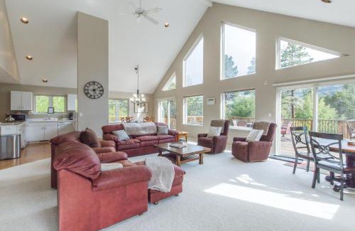 Ridgway House | 177 Blue Tip Drive