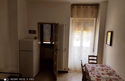 Seregno Condo | 18 Minuten mit Zug vom Milano Entfernt. 2-zimmer-apartment mit 2 Balkon
