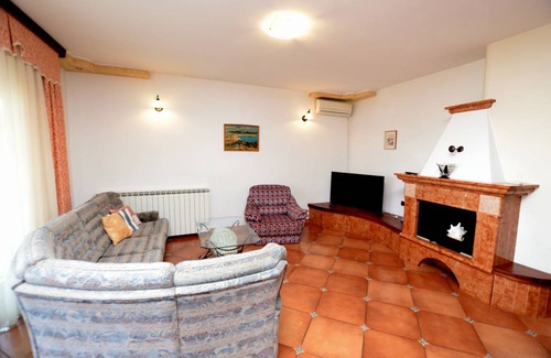 Baska Apartment | 180 m² Apartment ∙ 4 bedrooms ∙ 8 guests