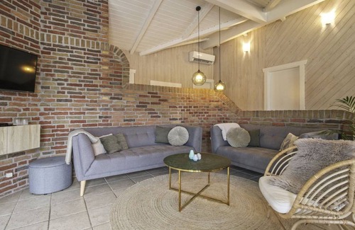 Sondervig House | 180 m² House ∙ 1 bedroom ∙ 12 guests