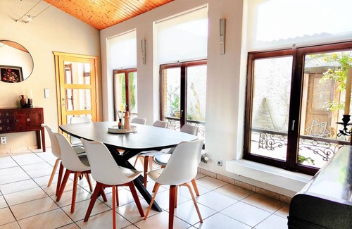 Bilzen House | 180 m² House ∙ 4 bedrooms ∙ 8 guests