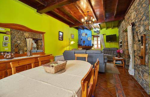 Candanal House | 180 m² House ∙ 4 bedrooms ∙ 8 guests