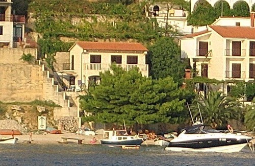 Stanici House | 180 m² House ∙ 5 bedrooms ∙ 10 guests