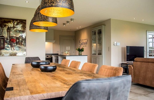 Peer House | 180 m² House ∙ 5 bedrooms ∙ 10 guests