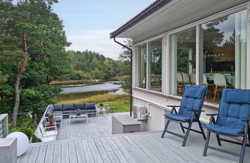 Grimstad House | 180 m² House ∙ 6 bedrooms ∙ 13 guests