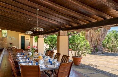 Caronia Villa | 180 m² Villa ∙ 6 bedrooms ∙ 12 guests