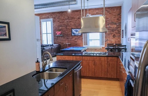 Wholesale District Apartment | 1800 Sq Ft Loft Downtown Near Convention Center