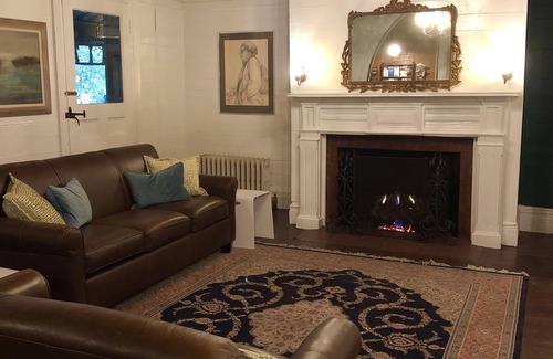 Lansing Bed & Breakfast | 1830s Historic Inn Ithaca NY, Room 8