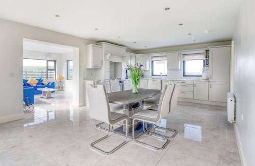 Laghy House | 185 m² House ∙ 4 bedrooms ∙ 12 guests