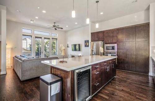 East Downtown Houston Apartment | 186 m² Apartment ∙ 2 bedrooms ∙ 8 guests