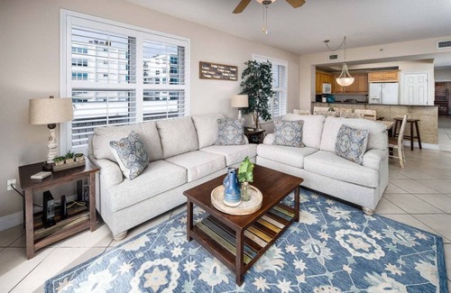 Fort Walton Beach Condo | 186 m² Condo ∙ 4 bedrooms ∙ 11 guests