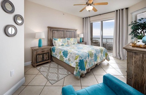 Fort Walton Beach Condo | 186 m² Condo ∙ 4 bedrooms ∙ 11 guests