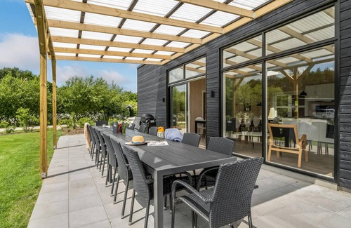 Fjellerup Strand House | 186 m² House ∙ 6 bedrooms ∙ 16 guests