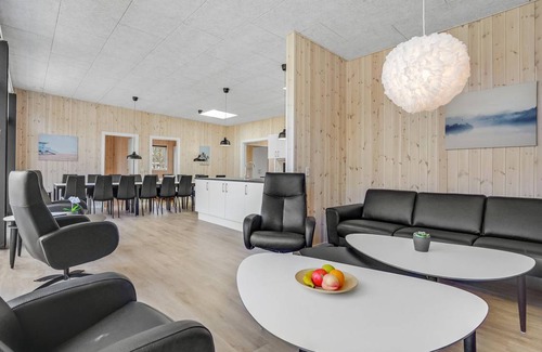 Fjellerup Strand House | 186 m² House ∙ 6 bedrooms ∙ 16 guests
