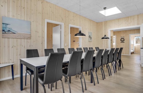 Fjellerup Strand House | 186 m² House ∙ 6 bedrooms ∙ 16 guests