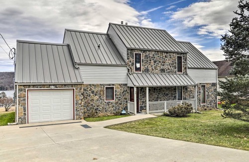 Alpine Lake House | 186 m² House ∙ 3 bedrooms ∙ 10 guests