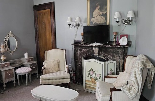 Port Washington Bed & Breakfast | 1873 Victorian Rose B & B