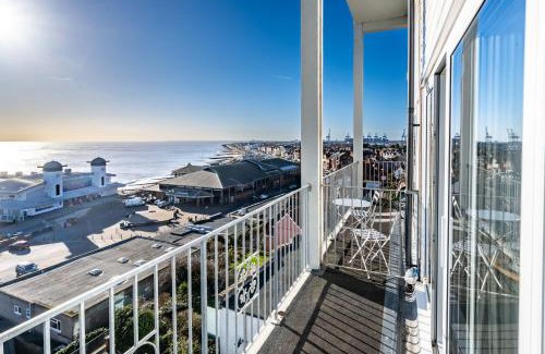 Felixstowe House | 19 Undercliffe