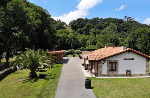 Villacarriedo Apartment | 190 m² Apartment ∙ 8 bedrooms ∙ 20 guests
