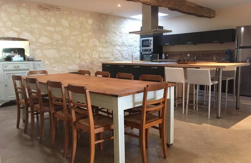 Estramiac House | 190 m² House ∙ 4 bedrooms ∙ 9 guests