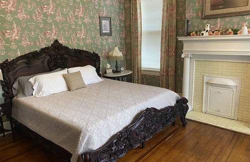 Sumter Bed & Breakfast | 1912 Bed and Breakfast