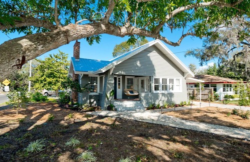 River District House | 1925 Historic Bradenton Bungalow, convenient to downtown and Anna Maria Island!
