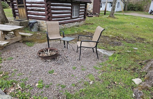 Markleysburg Cabin | 1930s and 40s cabins located in the heart of the Laural highlands. Cabin 5