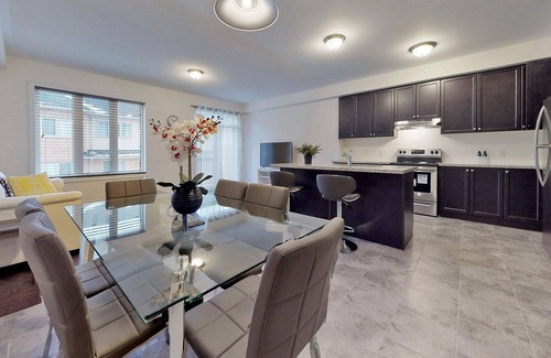 Aurora House | 195 Brand new 3 Bedroom Townhouse