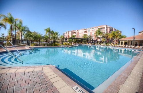 Florida Central Atlantic Coast Condo | 195 m² Condo ∙ 4 bedrooms ∙ 12 guests