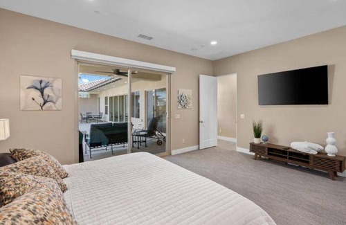 Coffeyville House | 195 m² House ∙ 3 bedrooms ∙ 8 guests