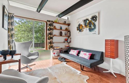 Faulconbridge House | 1960s Nino's Beachcomber House of Light & Legacy