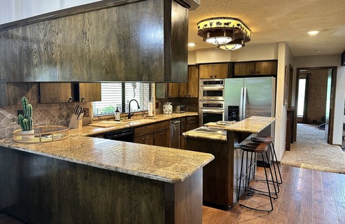 Guthrie House | 1980s Rustic Ranch house is the Perfect Place for events at the Lazy E.