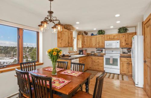 Elk Meadows House | 1999 Aspen Drive