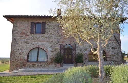 Panicale House | 19th century stone Eco villa with private pool in Valdichiana