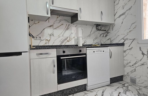 Distrito Oeste Apartment | 1A114 Apartamento moderno de 3 habitaciones