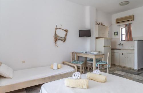 Kipri House | 1b Kypri Seaview Perasma Studio