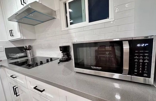 Ontario Villa | 1B1BVilla/Disneyland/Universal Studios